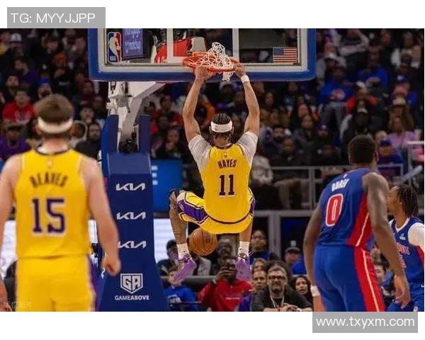 6号活塞与湖人对决精彩回顾球星表现与战术分析全景呈现