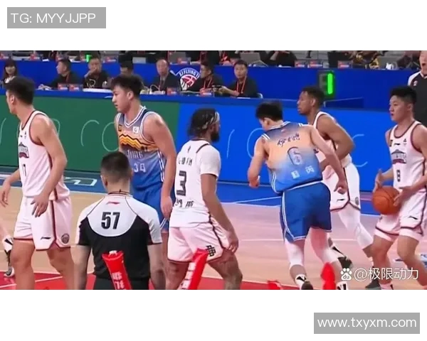 CBA季后赛激战辽宁对阵新疆首场较量精彩回顾与分析